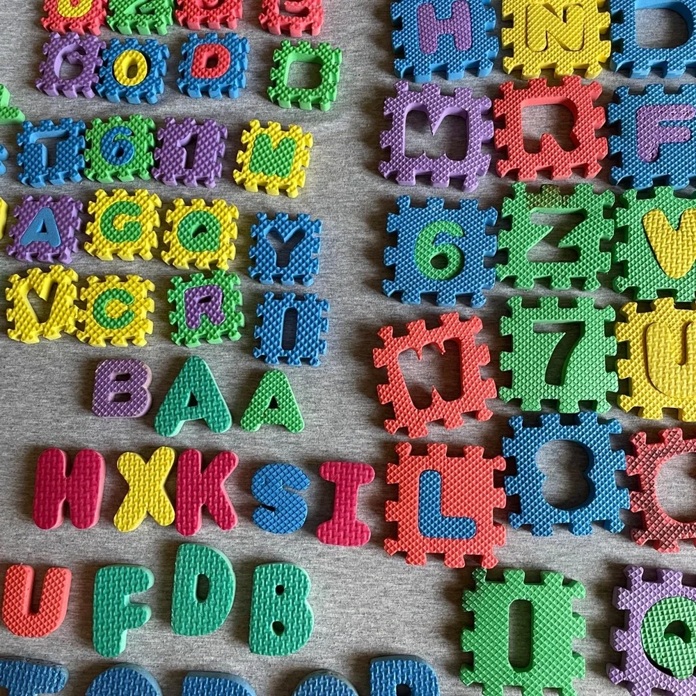 Foam Alphabet & Number Puzzle Pieces - letters and numbers are missing